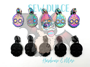 Matte Calavera Zipper Pull