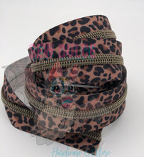 Load image into Gallery viewer, Leopard Print Nylon #5 zipper tape
