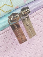 Load image into Gallery viewer, Hand F@@ Made Zipper Pull
